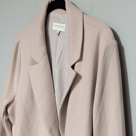 Skies Are Blue Cream Women's Blazer - Picture 3 of 6